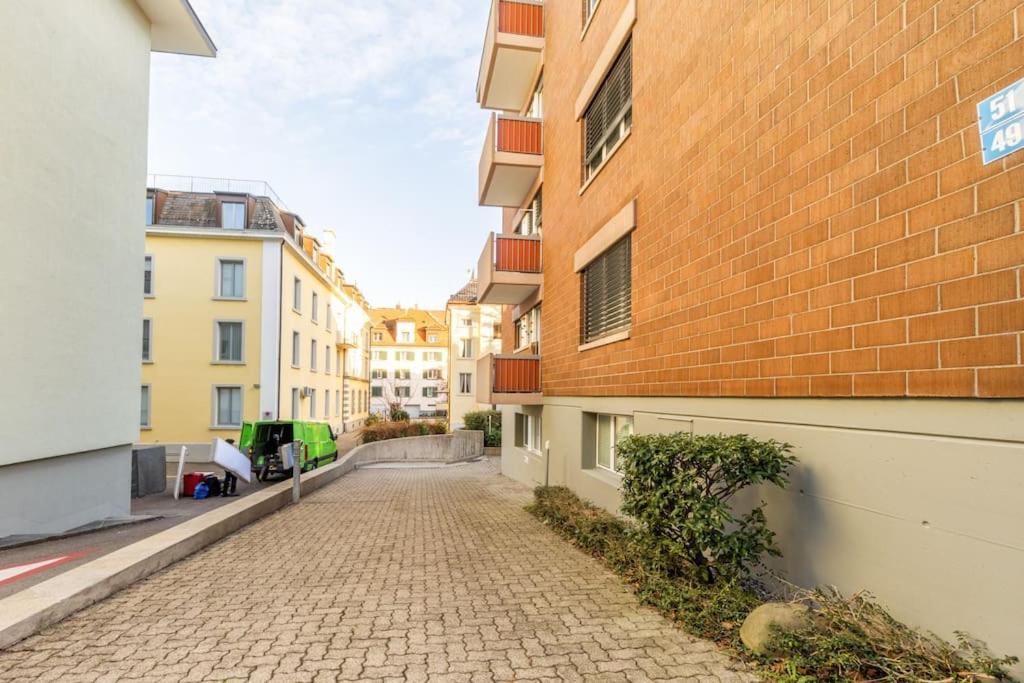 Ground Floor - Peaceful Living In The Of * Zurique